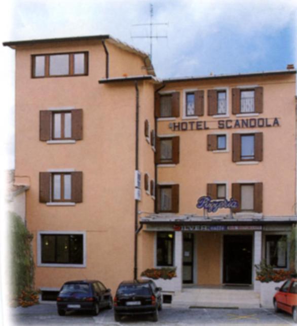 Hotel Scandola Bosco Chiesanuova Eksteriør billede